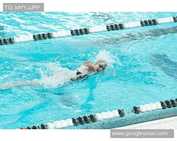 自由泳基本技巧全解析 提升速度与效率的关键要点